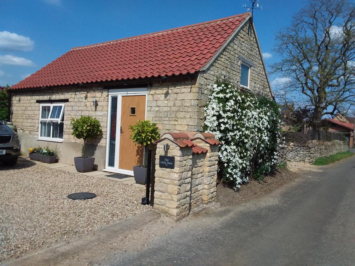 The Little Barn Apartment Carlby ภายนอก รูปภาพ